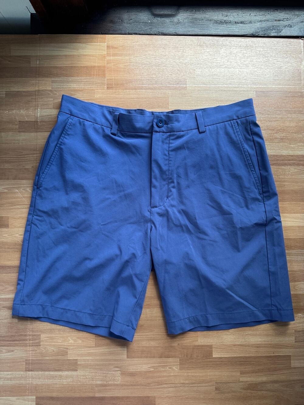 Vineyard Vines Men's Performance Breaker Shorts Blue Size 34